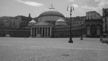 Piazza del plebiscito napoli
