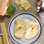 piatto tipico napoletano con formaggio