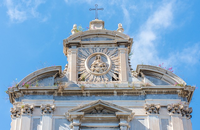chiesa barocca a Napoli